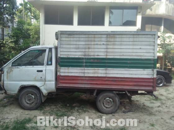 Toyota Cover van